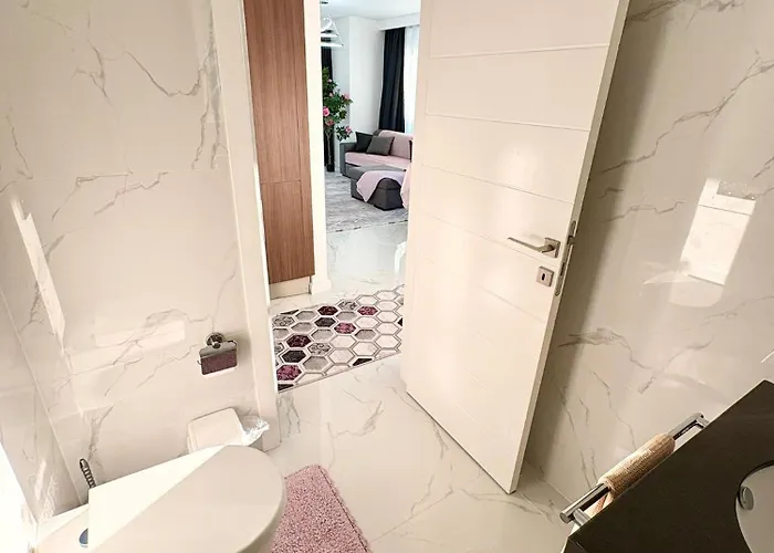 Brand New 2 Bedrooms In Grand Sapphire * Trikomo