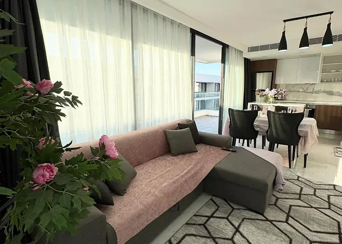 Brand New 2 Bedrooms In Grand Sapphire Apartament *