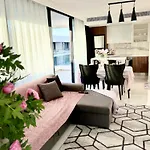 Apartamento Brand New 2 Bedrooms In Grand Sapphire Trikomo