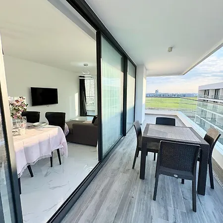 Brand New 2 Bedrooms In Grand Sapphire Trikomo