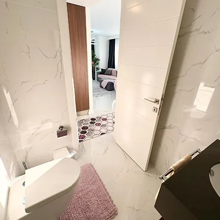 Brand New 2 Bedrooms In Grand Sapphire * Trikomo