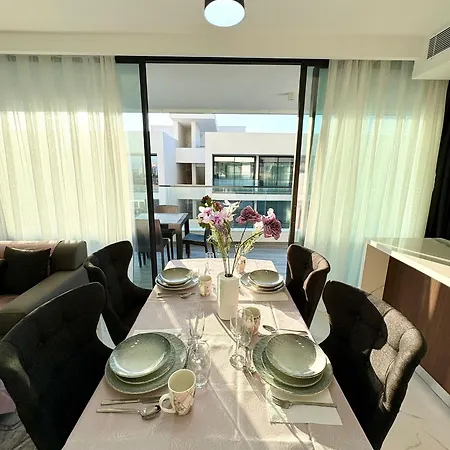 Διαμέρισμα Brand New 2 Bedrooms In Grand Sapphire