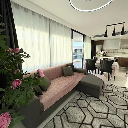 Brand New 2 Bedrooms In Grand Sapphire Апартаменты *