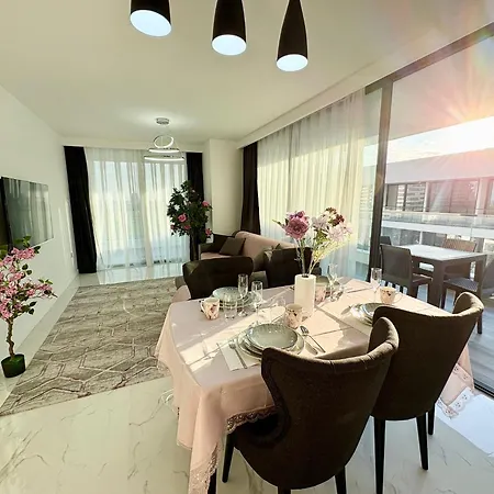 Brand New 2 Bedrooms In Grand Sapphire *