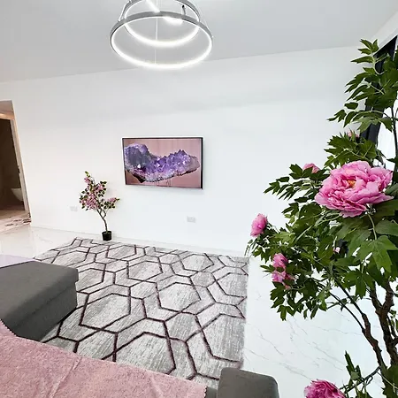 Brand New 2 Bedrooms In Grand Sapphire Apartmán Trikomo