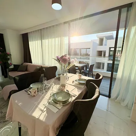 Brand New 2 Bedrooms In Grand Sapphire *
