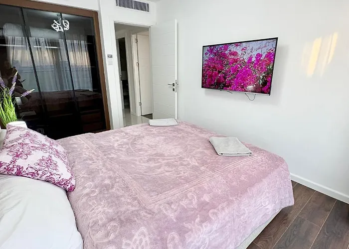 Brand New 2 Bedrooms In Grand Sapphire Appartamento